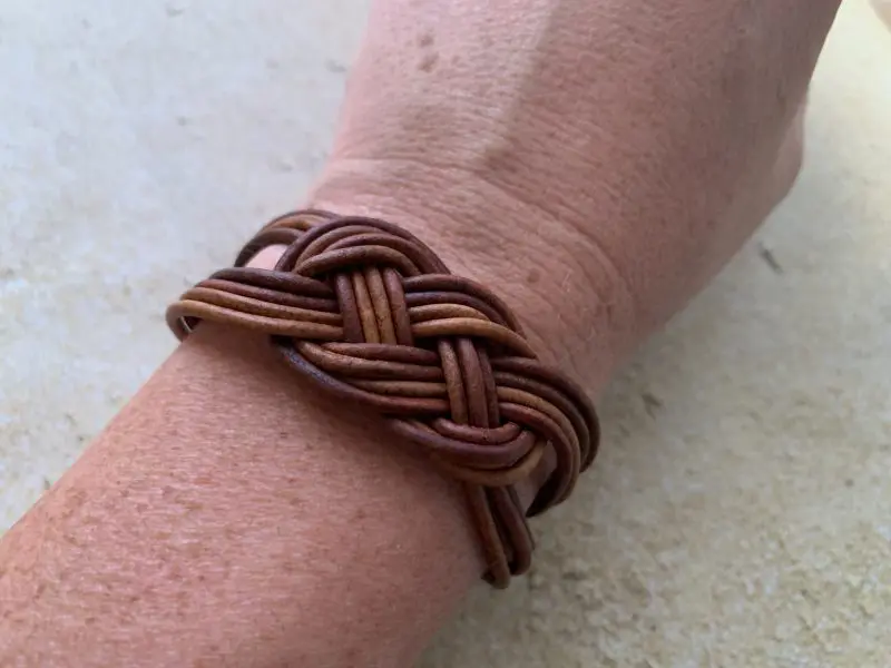 Leather Nautical Double Sailor's Knot Bracelet - Image 7