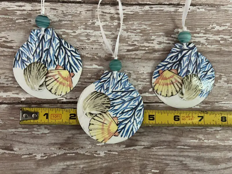 Seashell and Coral Christmas Ornaments Set of  3 - Image 2