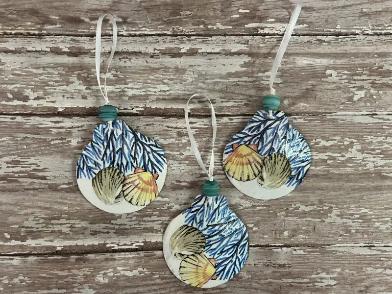 Seashell and Coral Christmas Ornaments Set of  3 - Image 4