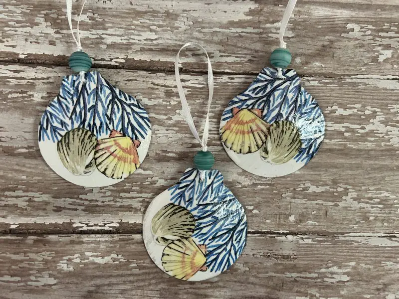 Seashell and Coral Christmas Ornaments Set of  3 - Image 6